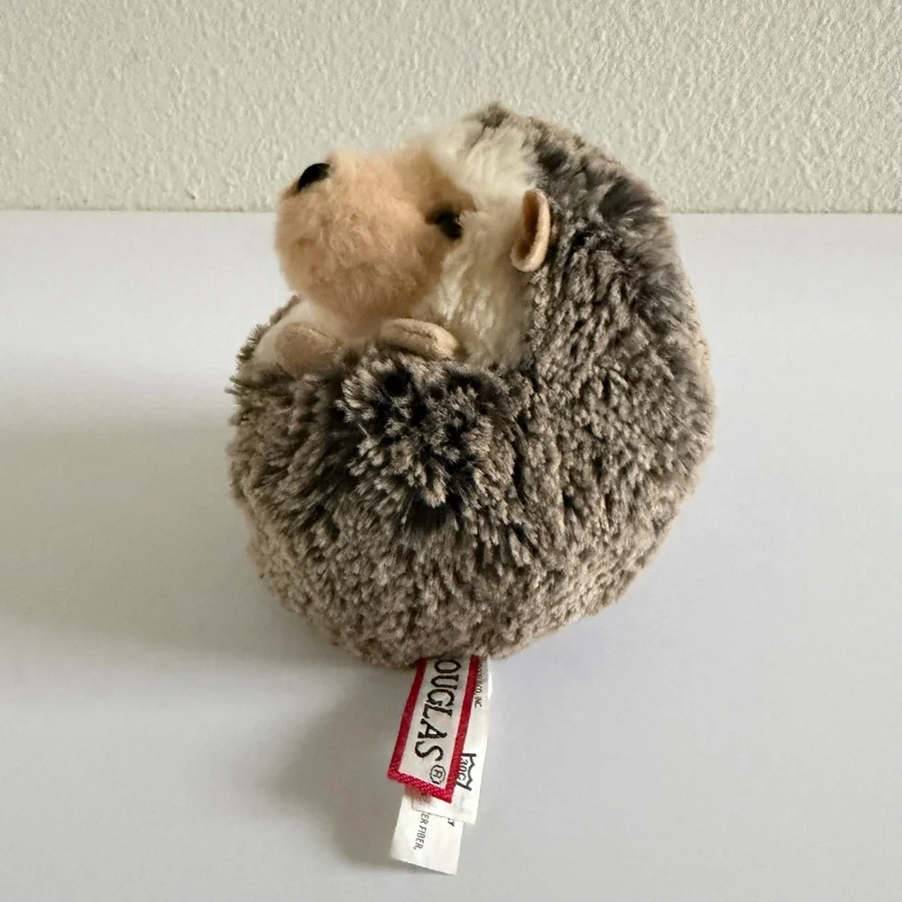 Douglas cuddle toys